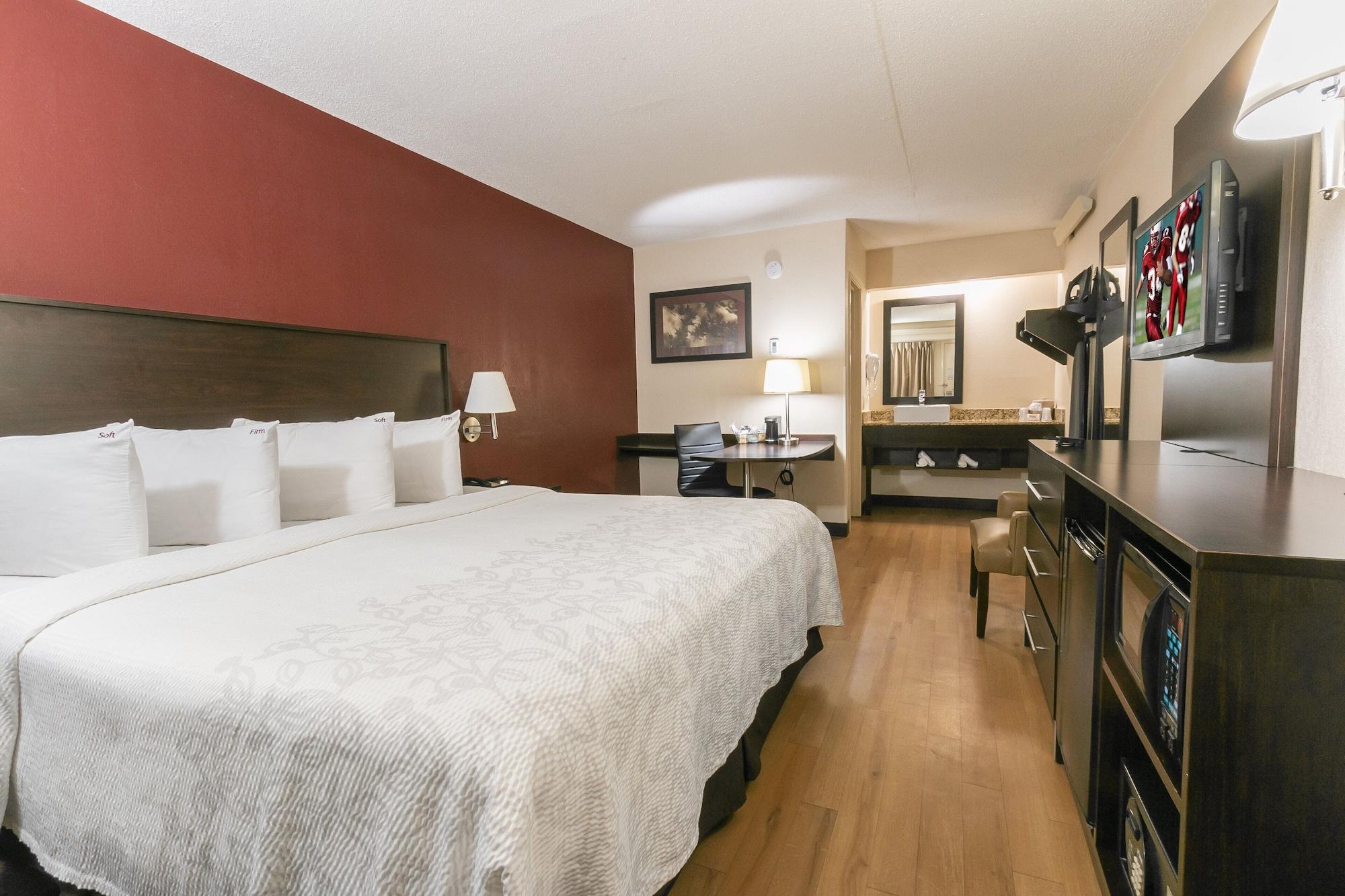 Red Roof Inn Plus+ West Springfield Ngoại thất bức ảnh