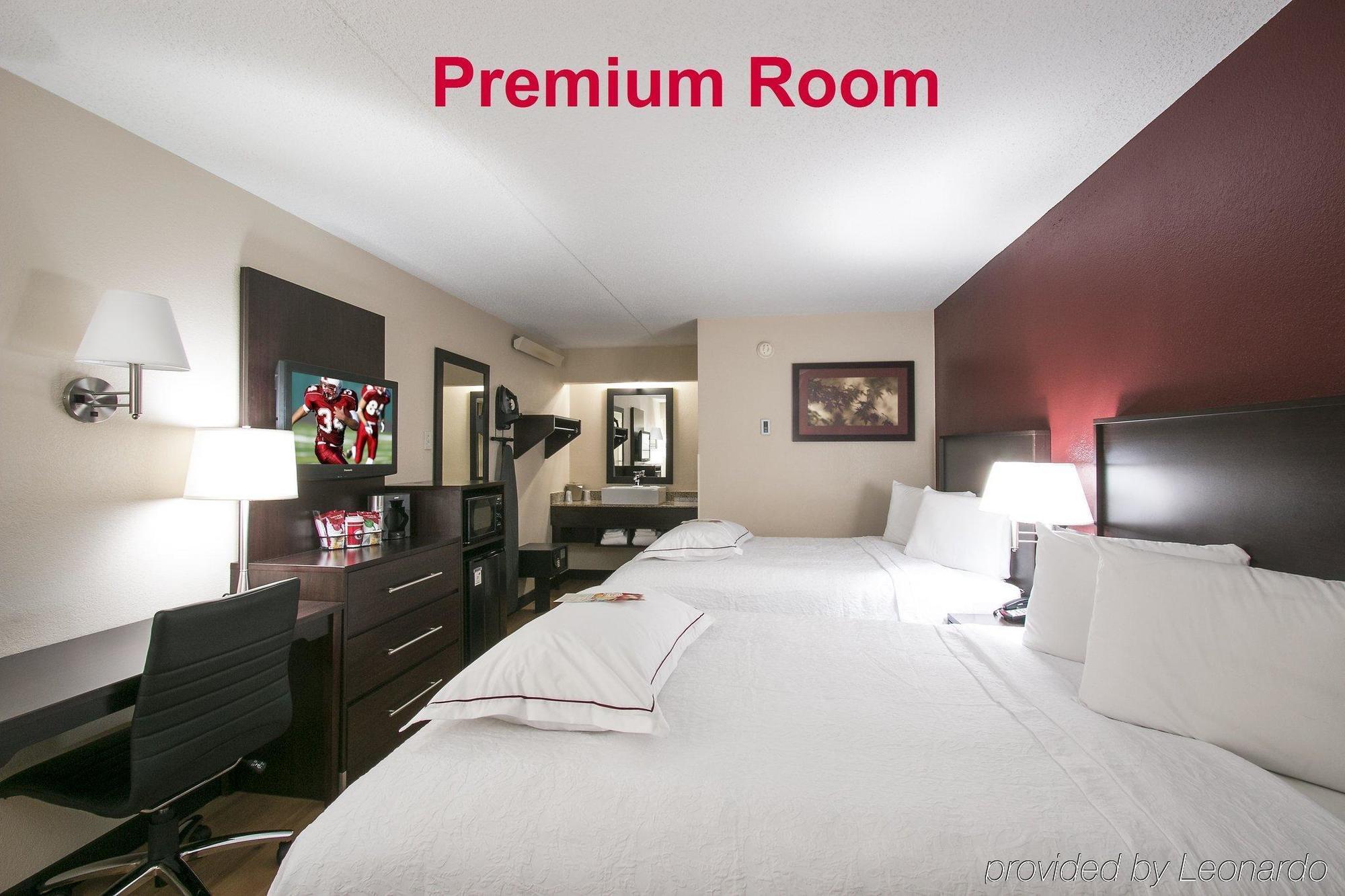 Red Roof Inn Plus+ West Springfield Ngoại thất bức ảnh