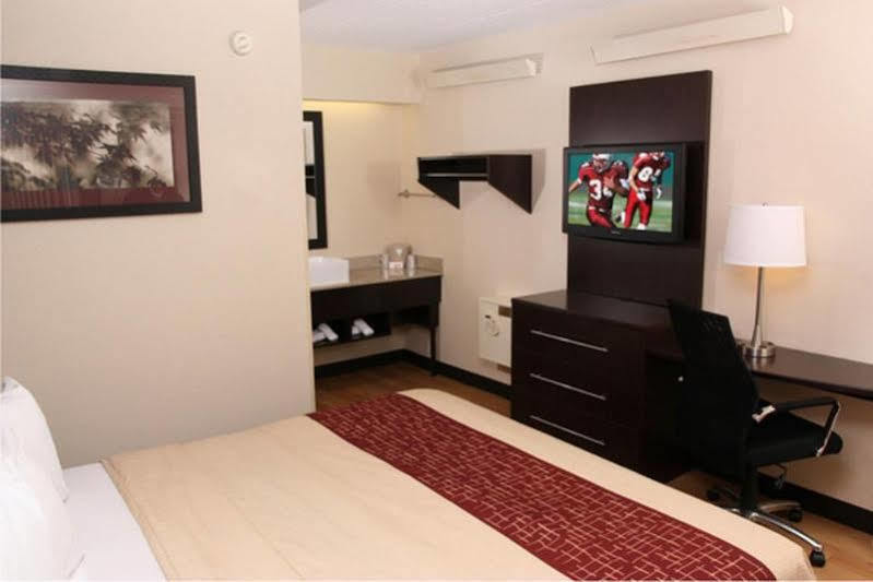 Red Roof Inn Plus+ West Springfield Ngoại thất bức ảnh